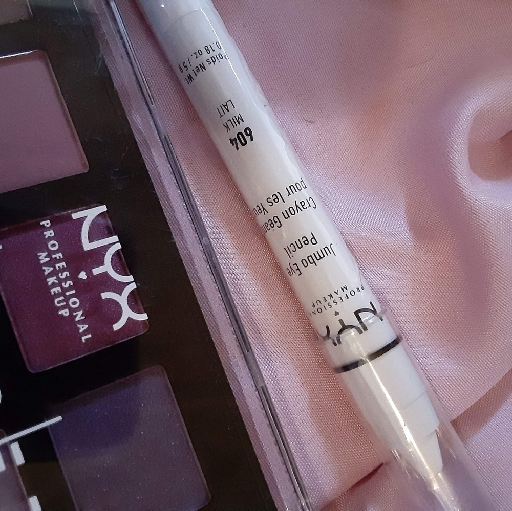 NYX Jumbo Eye Pencil In MILK New